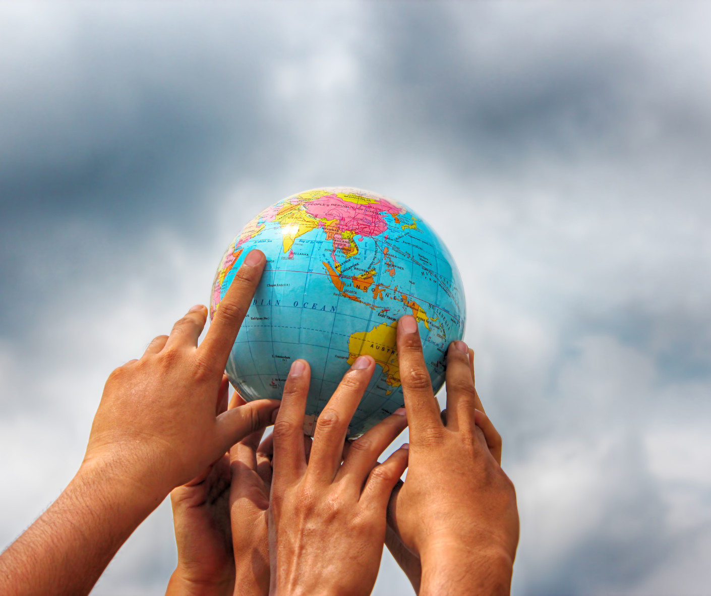 how does geography impact the way people live